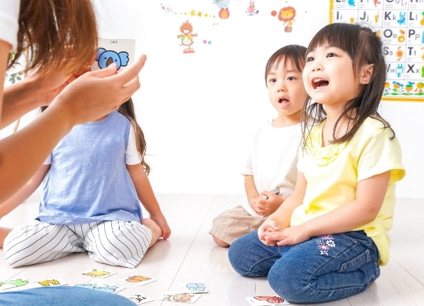 ECC GLOBAL ENGLISH COURSE